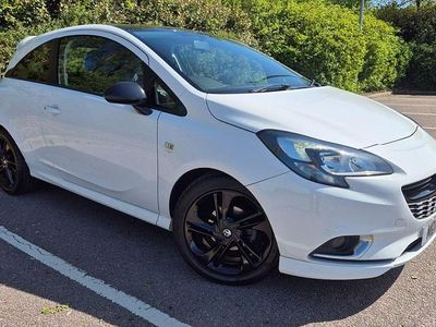 Second-hand Vauxhall Corsa Edition 75 CP (55 kW) 2016 Alb Hatchback