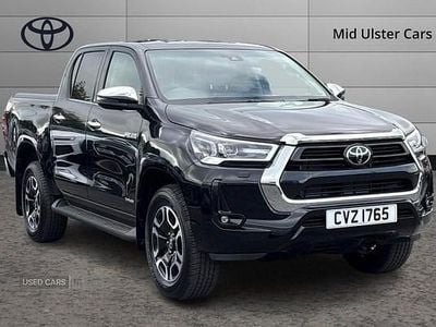 Black New 2025 Toyota HiLux Pickup | £34,995 (Super price)