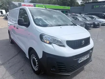 Used Peugeot Expert Premium 142 HP (104 kW) 2023 White Van