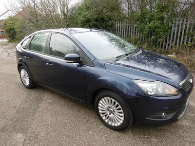 Used Ford Focus Titanium 110 HP (80 kW) 2010 Blue Hatchback