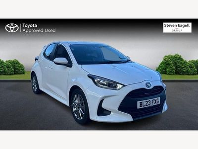 White Used 2023 Toyota Yaris Hybrid Hatchback | £19,010 (Fair price)