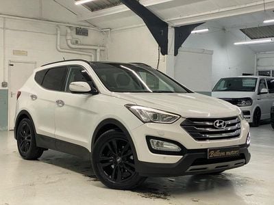 Used Hyundai Santa Fe Premium SE 194 HP (142 kW) 2013 White SUV