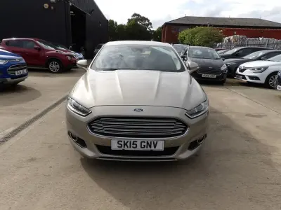 Używany Ford Mondeo Titanium 115 KM (84 kW) 2015 Srebrny Hatchback