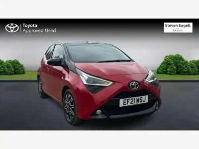 Used Toyota Aygo X-clusiv 72 HP (52 kW) 2021 Red Hatchback