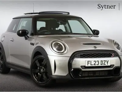 Used Mini Cooper S Classic 176 HP (129 kW) 2023 Silver Hatchback