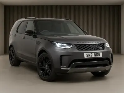Usado Land Rover Discovery 5 HSE Dynamic 300 HP (220 kW) 2021 Cinzento SUV