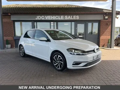 Used VW Golf VII Edition 115 HP (84 kW) 2019 White Hatchback