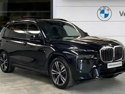 Begagnad BMW X7 M Sport 381 HK (280 kW) 2024 Svart SUV