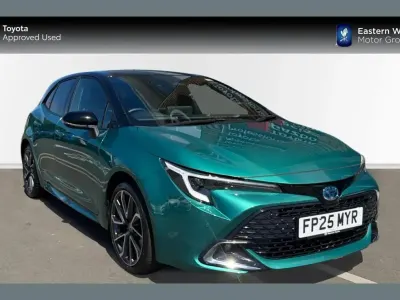 Used Toyota Corolla 176 HP (129 kW) 2025 Green Hatchback