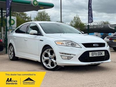 Used Ford Mondeo Titanium X 240 HP (176 kW) 2011 White Hatchback