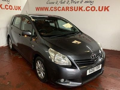 Used Toyota Verso 147 HP (108 kW) 2011 Grey MPV