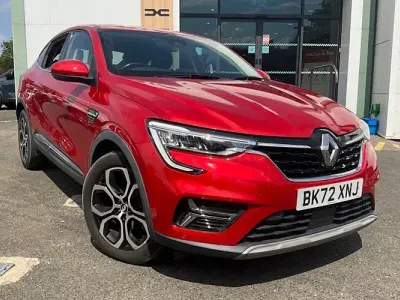 Used Renault Arkana Version S 143 HP (105 kW) 2022 Red SUV