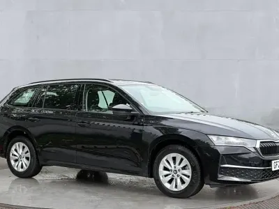 Used Skoda Octavia SE Technology 150 HP (110 kW) 2025 Black Estate