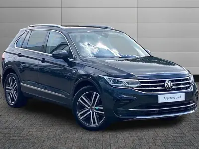 Used VW Tiguan Elegance 150 HP (110 kW) 2022 Grey SUV