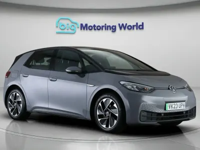 Usado VW ID.3 Pro 106 kW (145 CV) 2022 Gris Utilitario