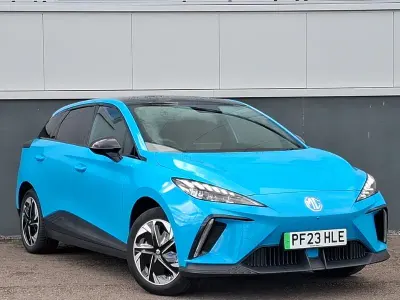 Used MG MG4 EV Trophy 149 kW (203 HP) 2023 Blue Hatchback