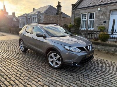 Used Nissan Qashqai N-Connecta 130 HP (95 kW) 2017 Grey SUV