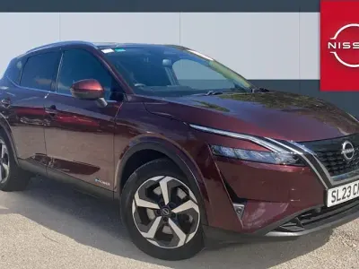Used Nissan Qashqai N-Connecta 190 HP (139 kW) 2023 Red SUV