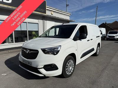 White Used 2022 Vauxhall Combo Sportive MPV | £10,499 (Fair price)