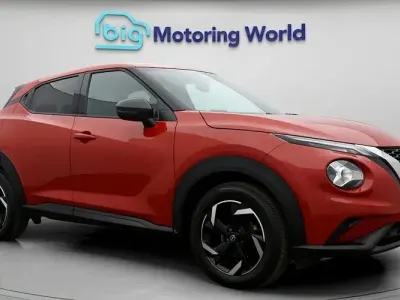 Used Nissan Juke N-Connecta 114 HP (83 kW) 2023 Red SUV