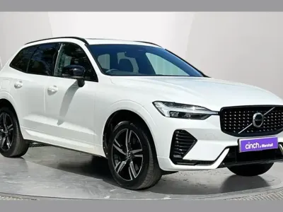 Used Volvo XC60 R-Design 197 HP (144 kW) 2022 Metallic  crystal white SUV