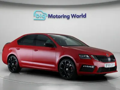 Begagnad Skoda Octavia vRS 245 HK (180 kW) 2020 Röd Halvkombi
