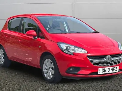 Used Vauxhall Corsa Design Edition 90 HP (66 kW) 2017 Hatchback