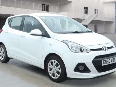 White Used 2015 Hyundai i10 SE Hatchback | £5,399 (Fair price)