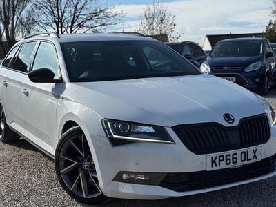 Used Skoda Superb SportLine 190 HP (139 kW) 2016 White Estate