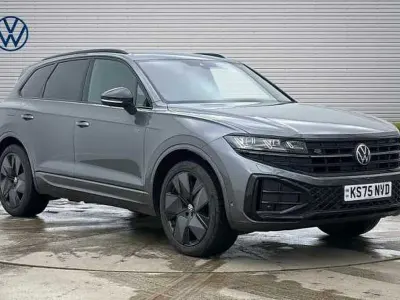 Używany VW Touareg Black Edition 286 KM (210 kW) 2026 Szary SUV