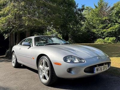 Jaguar XKR