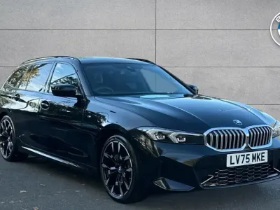 Usado BMW 320 M Sport 181 HP (133 kW) 2025 Preto Carrinha