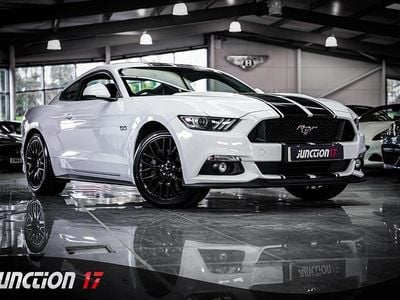 White Used 2018 Ford Mustang GT Fastback Coupe | £31,988 (Fair price)