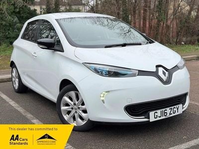 Used Renault Zoe Dynamique 2016 White Hatchback