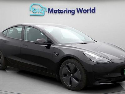 Used Tesla Model 3 Standard Range Plus 222 kW (302 HP) 2021 Black Sedan
