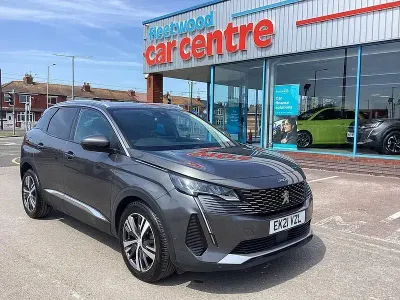 Gebraucht Peugeot 3008 Allure Premium 131 PS (96 kW) 2021 Grau SUV