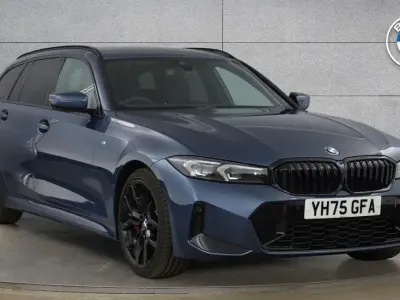 Używany BMW 320 M Sport 181 KM (133 kW) 2025 Niebieski Kombi