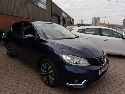 Used Nissan Pulsar Tekna 115 HP (84 kW) 2017 Blue Hatchback