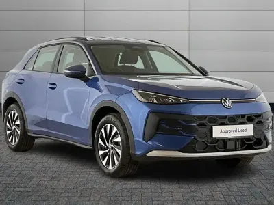 New VW T-Roc Life 148 HP (108 kW) 2026 Celestial blue SUV