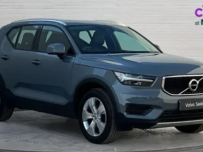Used Volvo XC40 Momentum 163 HP (119 kW) 2020 Grey SUV