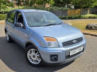 Used Ford Fusion Zetec 101 HP (74 kW) 2008 Blue Hatchback
