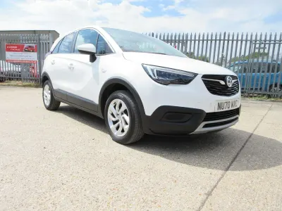 Used Vauxhall Crossland X Business Edition 130 HP (95 kW) 2020 White SUV