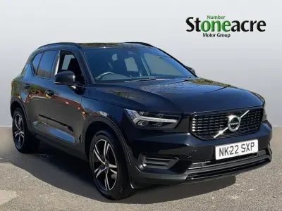 Begagnad Volvo XC40 R-Design 161 HK (118 kW) 2022 Svart SUV