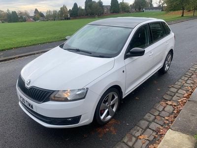 White Used 2014 Skoda Rapid SE Hatchback | £3,695 (Fair price)