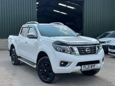 Używany Nissan Navara Tekna 2021 Biały Pickup