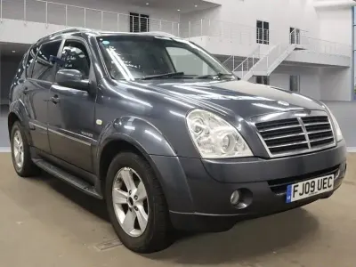 Used SsangYong Rexton 184 HP (135 kW) 2009 Grey SUV