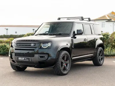 Used Land Rover Defender HSE 296 HP (217 kW) 2021 Black SUV