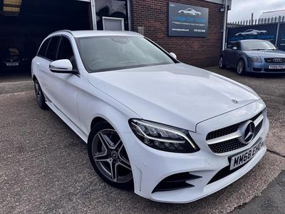 Begagnad Mercedes C220 AMG line 194 HK (142 kW) 2018 Vit Kombi