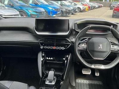 Peugeot e-2008