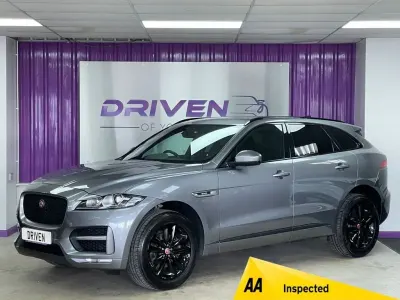 Begagnad Jaguar F-Pace R-Sport 180 HK (132 kW) 2019 Grå SUV